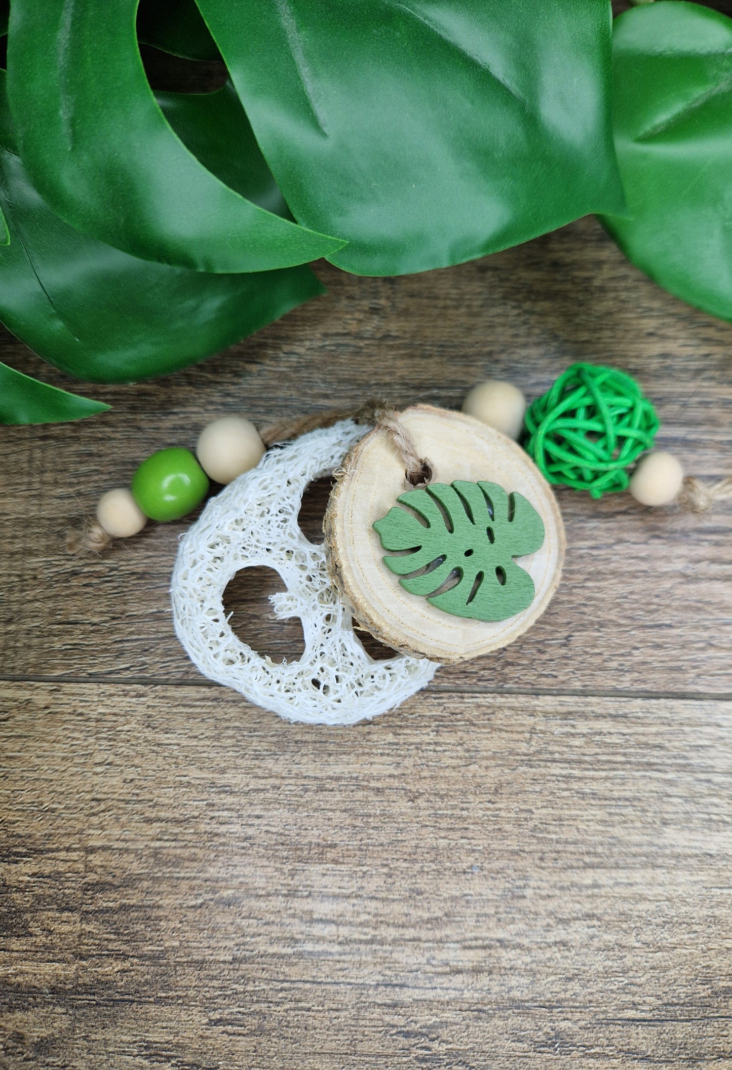 Jouet hochet monstera