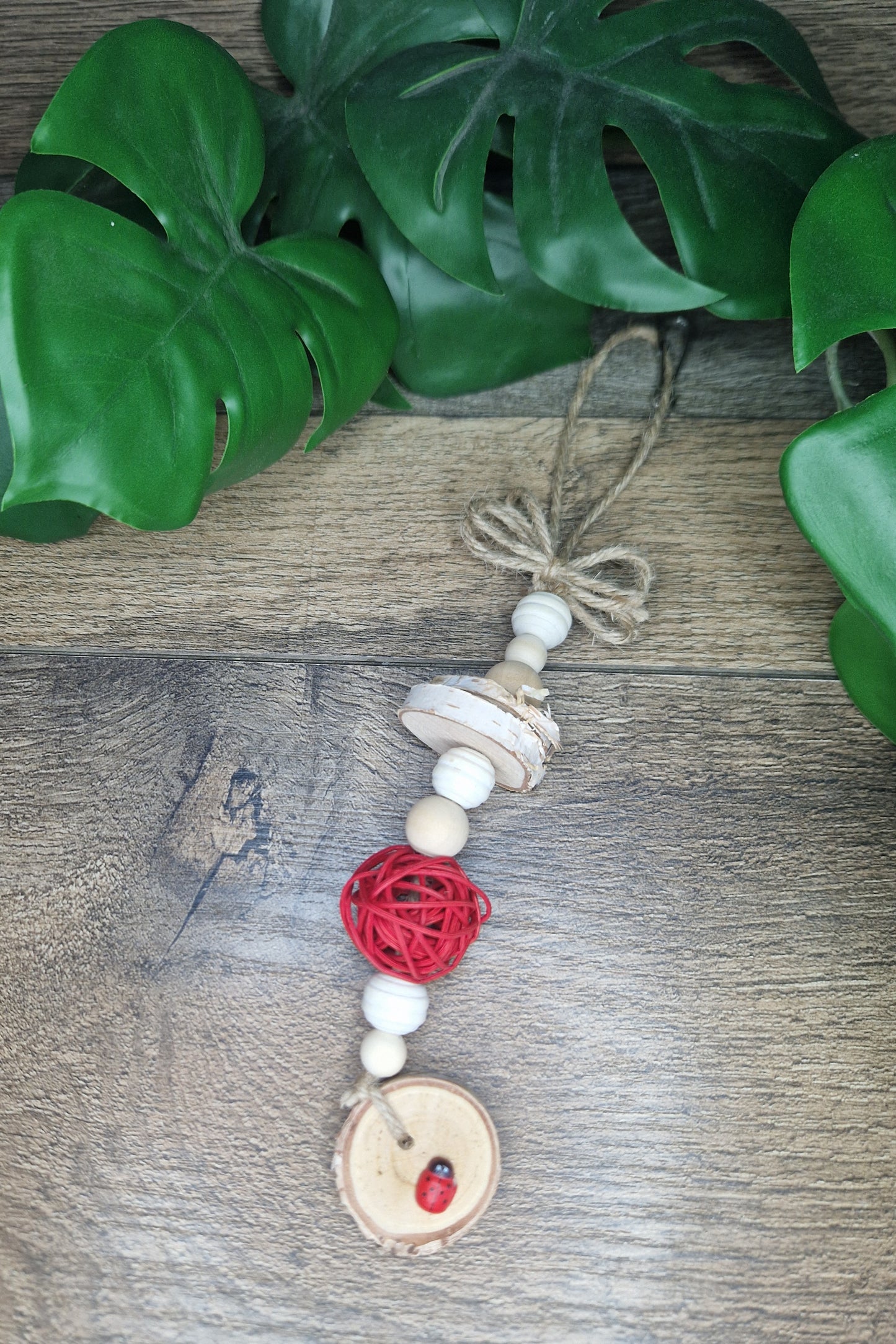 Jouet à suspendre coccinelle